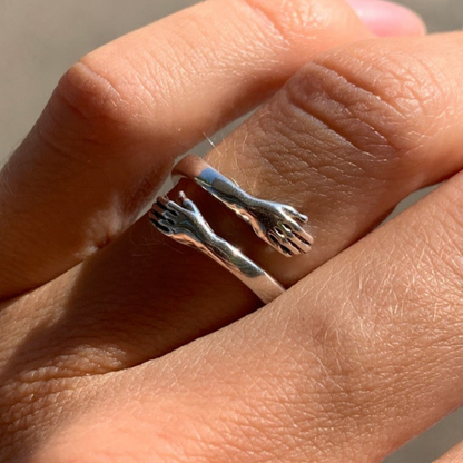 Norae™ Hug Ring
